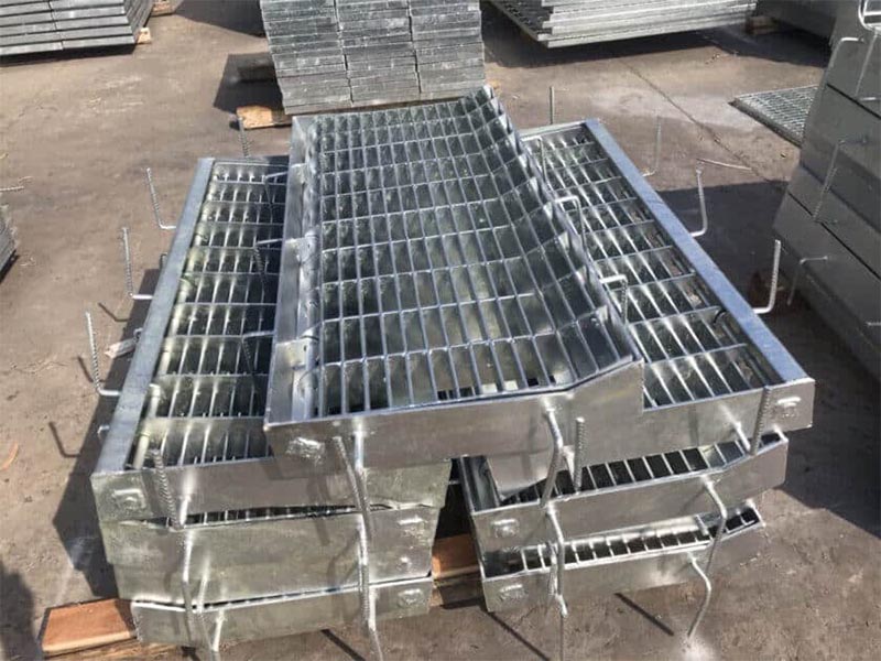 Ưu, Nhược Của Song Chắn Rác Bằng Composite, Gang Đúc Và Thép Grating